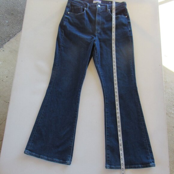 LOFT Made & Loved Women High Rise Relaxed Flare Jeans in Medium Wash Size 31/12 - Picture 11 of 13